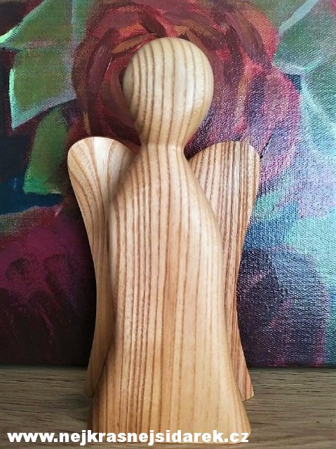 Anděl ze dřeva - velký > varianta Jasan