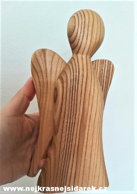 Anděl ze dřeva - velký > varianta Jasan