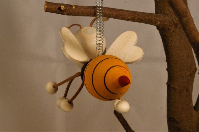 Včelka > varianta žlutý