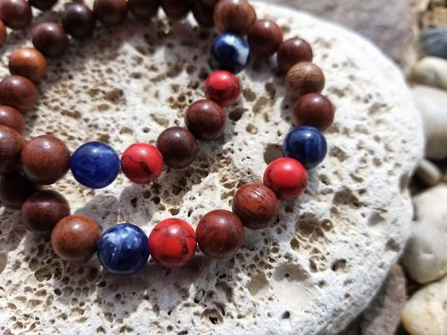 Náramek s korálem a sodalitem > varianta Dámská a dětská