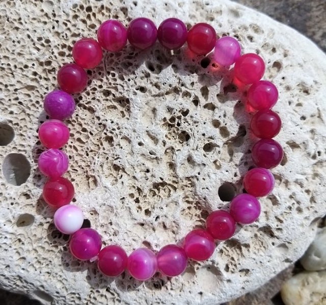 Set dřevěných náramků s achátem > varianta Dámská a dětská