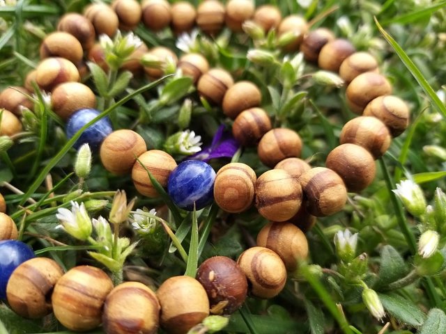 Sodalitový náramek se dřevem > varianta PÁNSKÁ, DÁMSKÁ, DĚTSKÁ