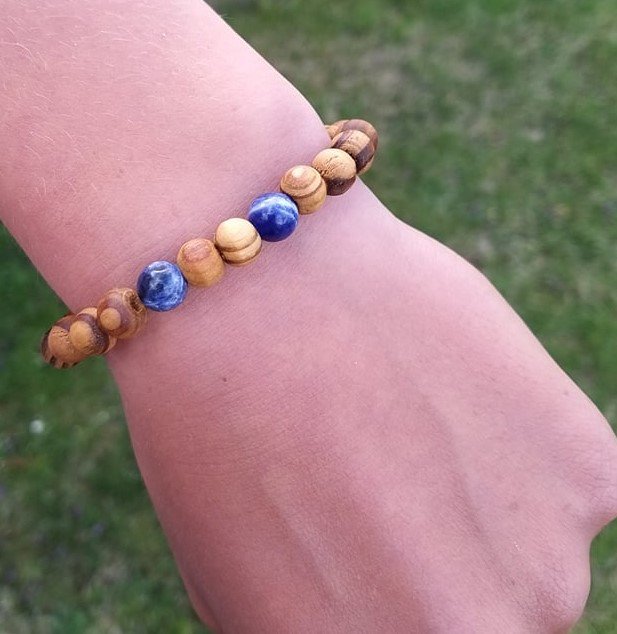 Sodalitový náramek se dřevem > varianta PÁNSKÁ, DÁMSKÁ, DĚTSKÁ