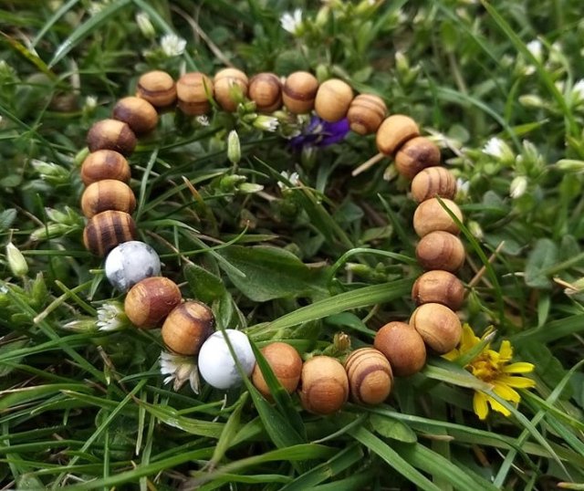 Magnezitový náramek se dřevem > varianta PÁNSKÁ, DÁMSKÁ, DĚTSKÁ