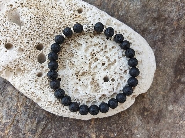 Pánský náramek z lávy s budhou > varianta pánský