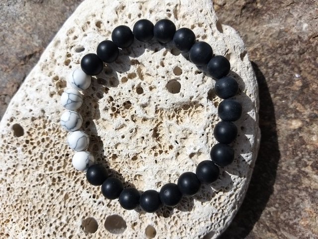 set pánských náramků z onyxu - magnezit, tygří oko > varianta pánský