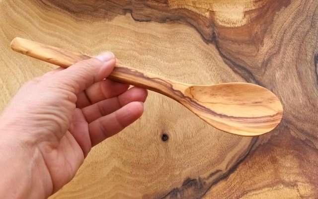 Dřevěná lžíce z olivového dřeva > varianta velká lžíce