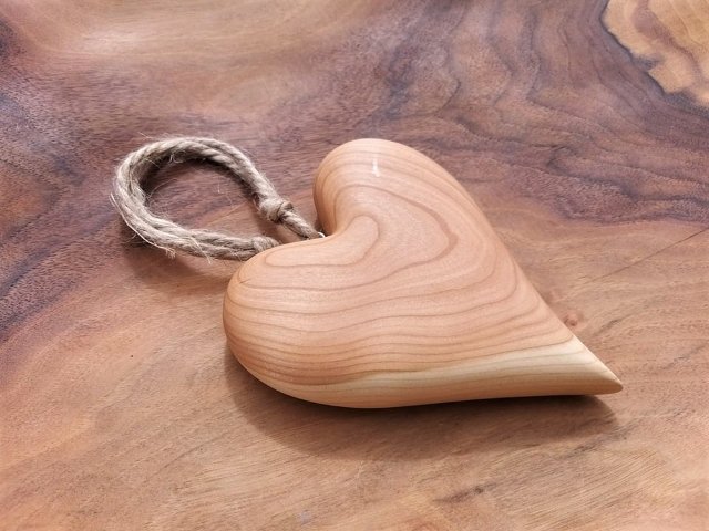 Srdce na zavěšení > varianta Třešeň