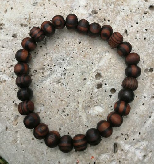 Dřevěný náramek s modrým ulexitem > varianta PÁNSKÁ, DÁMSKÁ, DĚTSKÁ