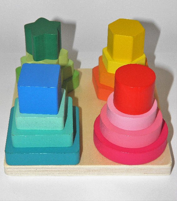 Dřevěná skládačka - Pyramida > varianta čtverec