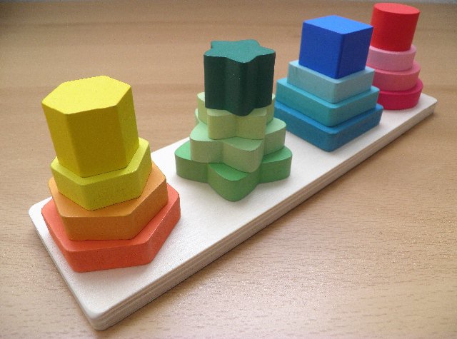 Dřevěná skládačka - Pyramida > varianta obdelník