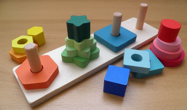 Dřevěná skládačka - Pyramida > varianta obdelník