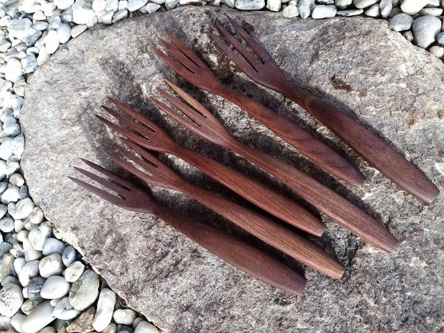 5+1 ZDARMA - ořešák americký vidlička > varianta ořešák americký