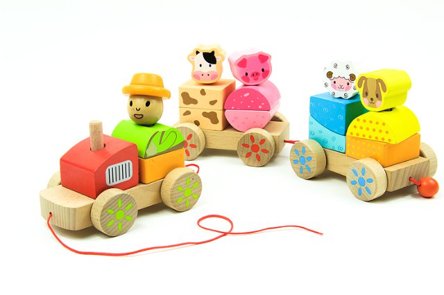 Dřevěný vláček se sundávacímy zvířátky > varianta rozebíratelné