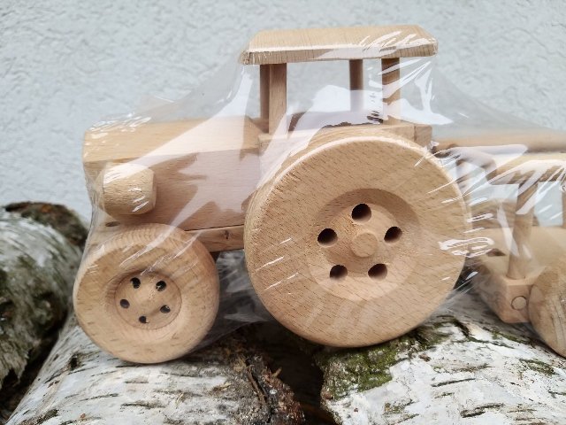 Traktor s návěsem > varianta dřevo
