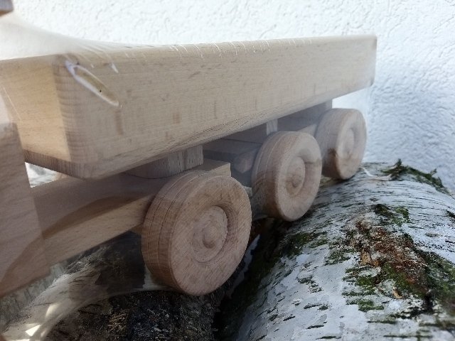 Nákladní auto > varianta dřevo