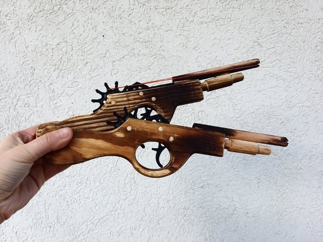 Sada dvou pistolek na gumičky > varianta pistole