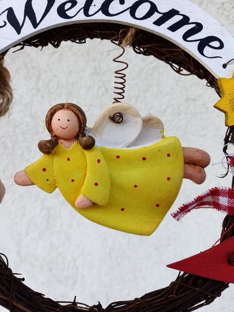 Vánoční věnec na dveře > varianta anděl