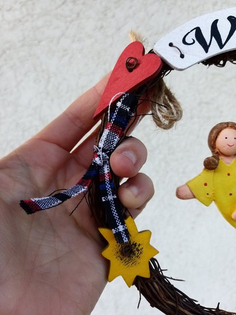 Vánoční věnec na dveře > varianta anděl