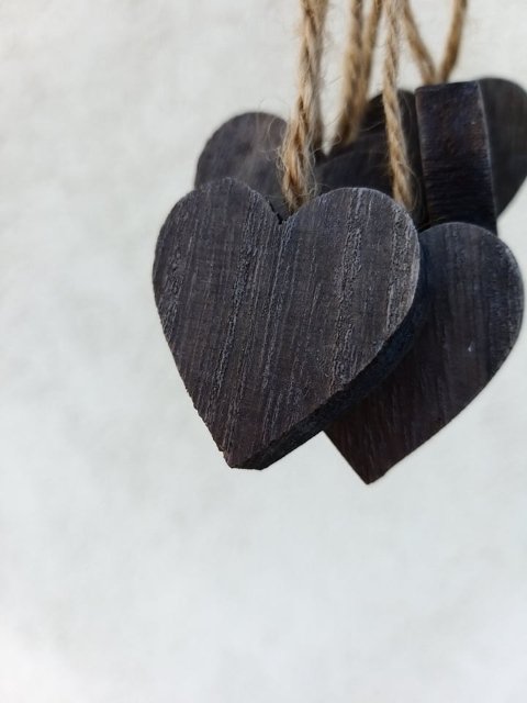 Malá srdíčka na stromeček - černá > varianta černá