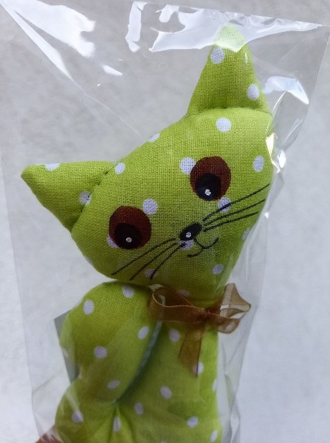 Levandulová kočička > varianta Zelená kočička