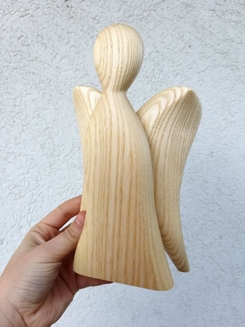 Anděl ze dřeva - velký > varianta Jasan