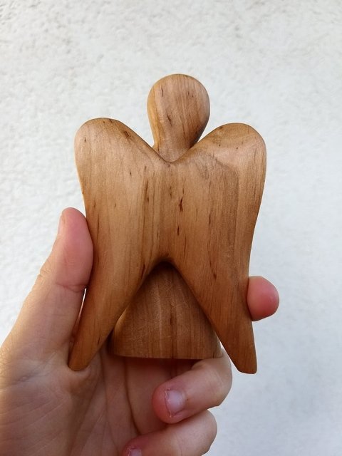 Malý andílek ze dřeva > varianta jabloň