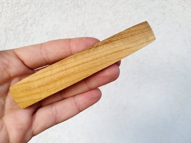Dřevěná spona švestka > varianta světlá