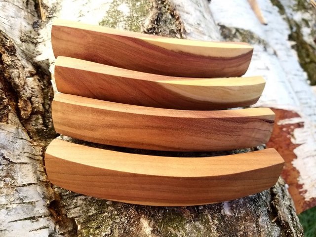 Dřevěná spona švestka > varianta tmavá