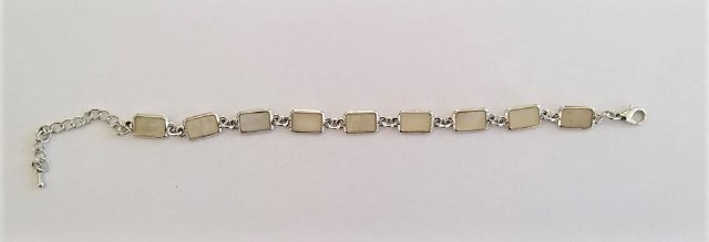 Náramek z bílé perleti > varianta obdelník