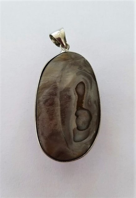 Přívěsek z perleti > varianta Perleť