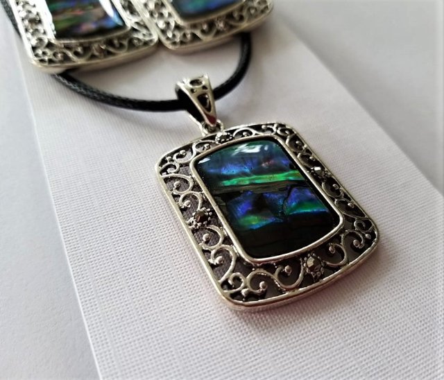 Set - Náušnice s náhrdelníkem > varianta Hranatý