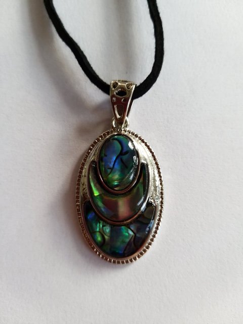 Přívěsek s perletí > varianta kapka