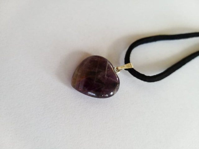 Náhrdelník minerálové srdíčko > varianta Ametyst