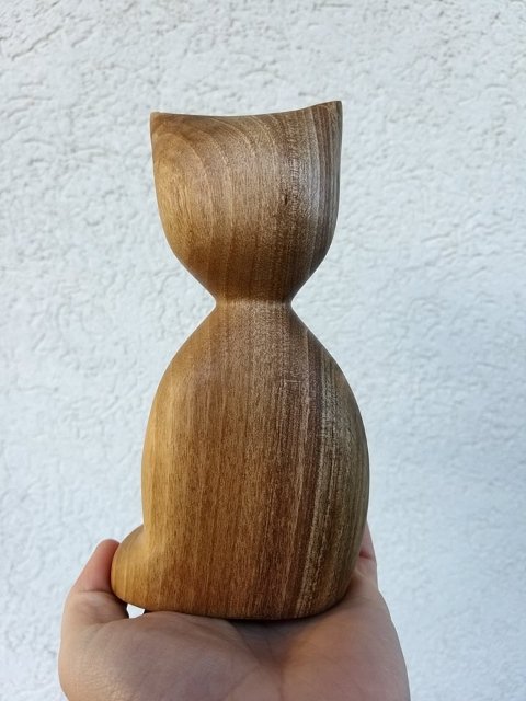 Dřevěná kočička > varianta Ořešák vlašský