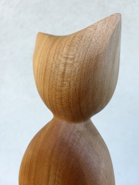 Dřevěná kočička > varianta Třešeň