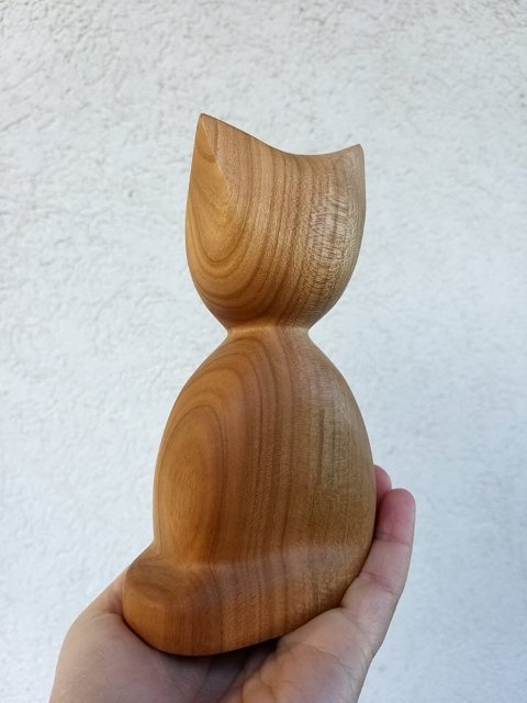 Dřevěná kočička > varianta Třešeň