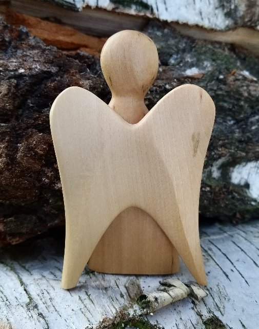 Dřevěný andílek z lípy > varianta Andílek malý