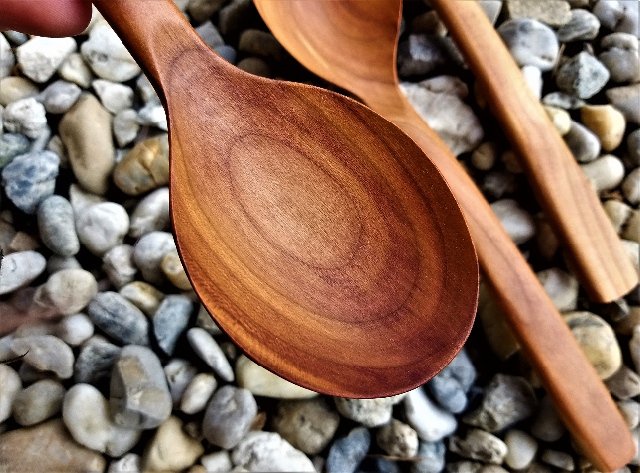 Dřevěná lžíce ze švestky > varianta široká