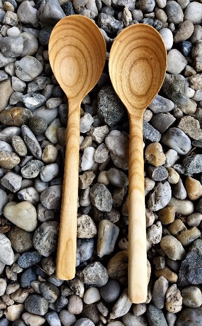 Dřevěná lžíce z třešně > varianta široká