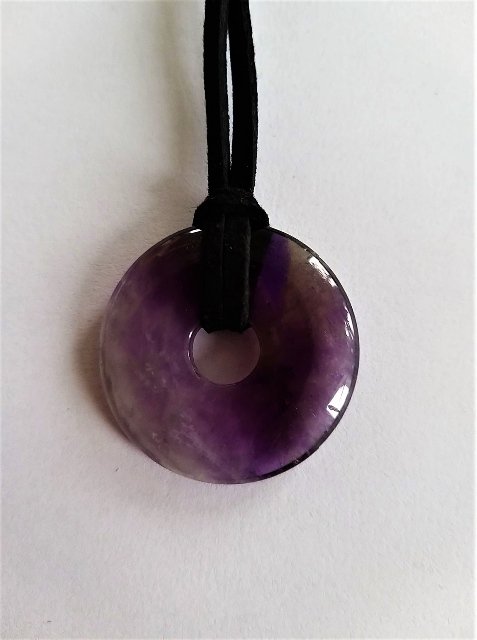 Donut z ametystu > varianta fialový