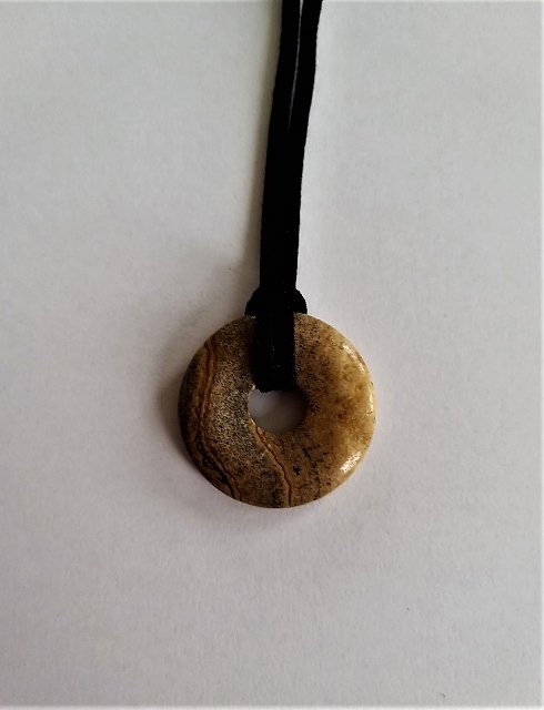 Donut z jaspisu obrázkového > varianta pískový