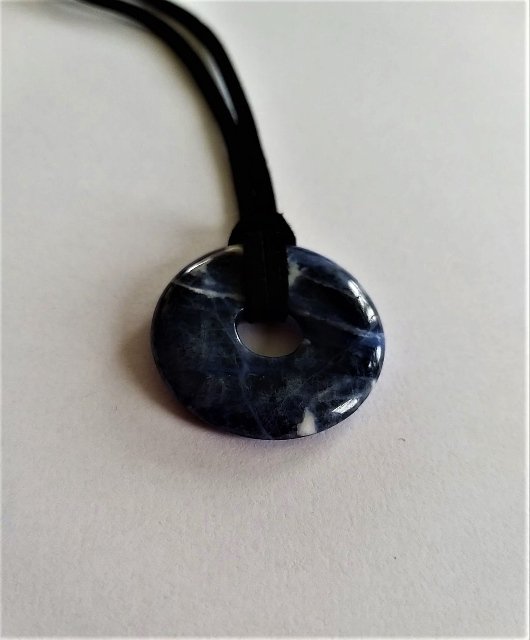 Donut ze sodalitu > varianta modro bílý