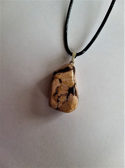 Jaspisový kamínek > varianta neprůhledný