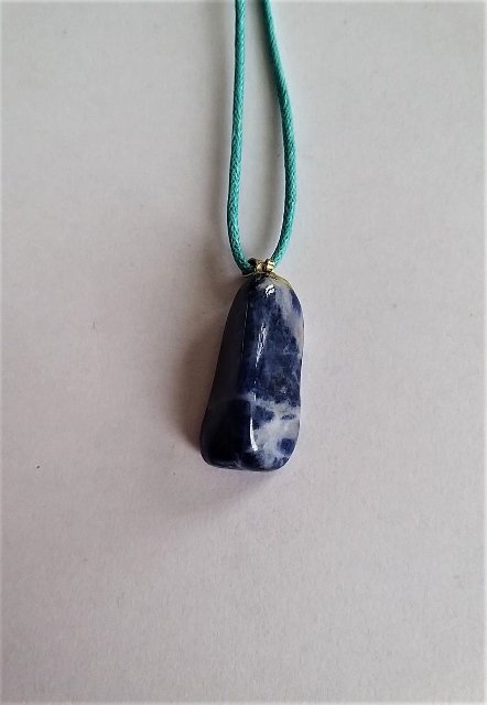 Sodalitový kamínek > varianta modrý