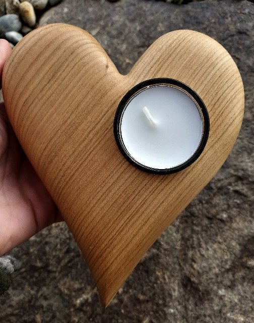 Dřevěný svícen srdce - varianta Třešeň