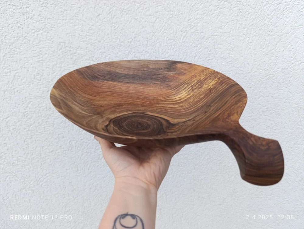 Velká dřevěná mísa - na teplé i studené potraviny