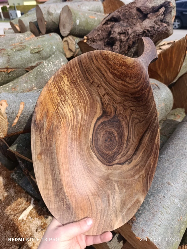 Velká dřevěná mísa - na teplé i studené potraviny