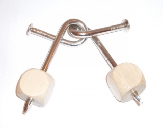 Hlavolam - Hřebík III. > varianta Kov, dřevo > 110x55mm