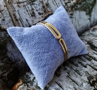 Zlatý náramek s kamínky > varianta Chirurgická ocel